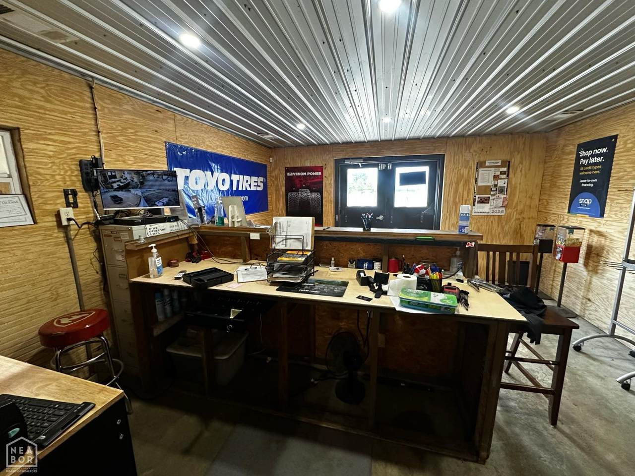 https://bt-photos.global.ssl.fastly.net/jonesboro/1280_boomver_1_10130333-2.jpg