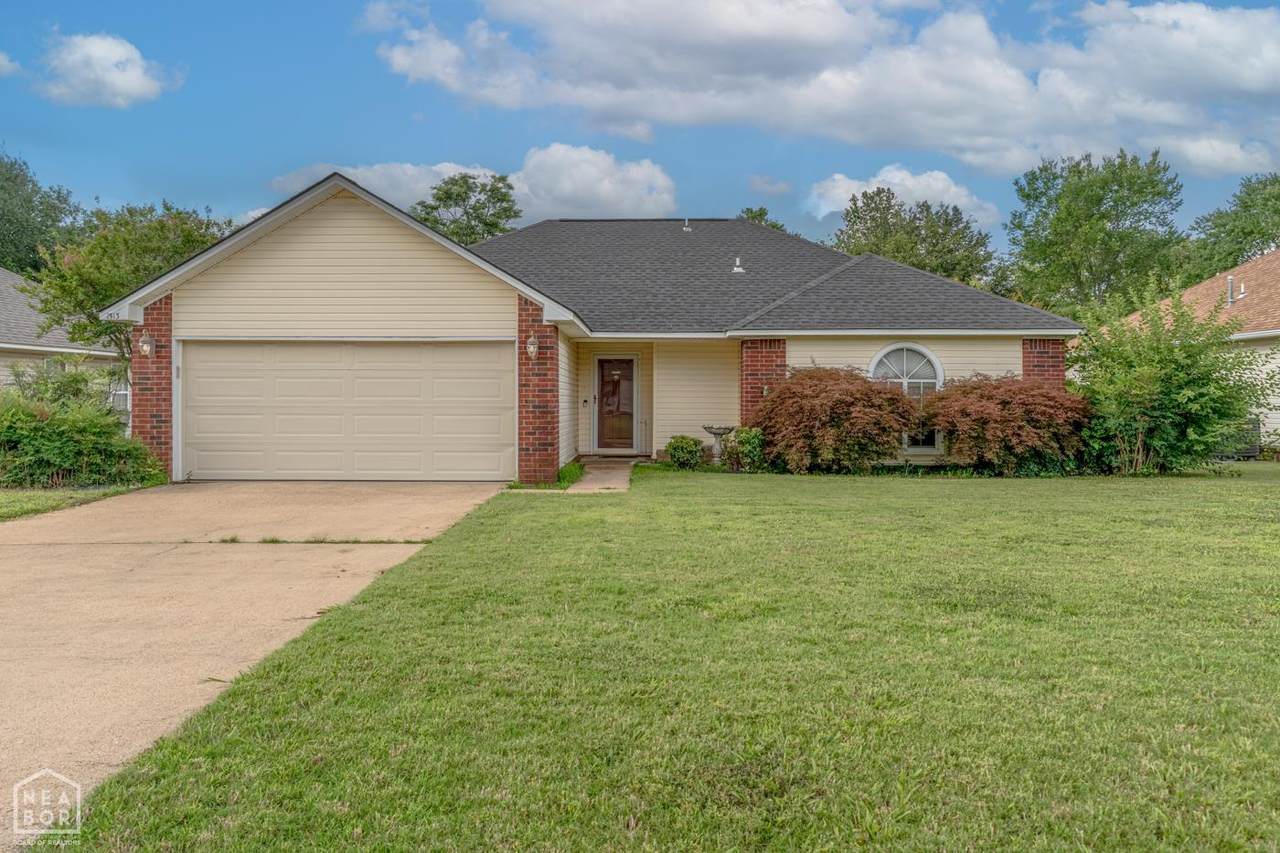 1513 Crepe Myrtle Drive - Photo 1