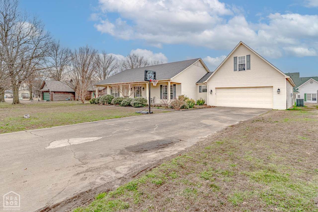 https://bt-photos.global.ssl.fastly.net/jonesboro/1280_boomver_1_10130523-2.jpg