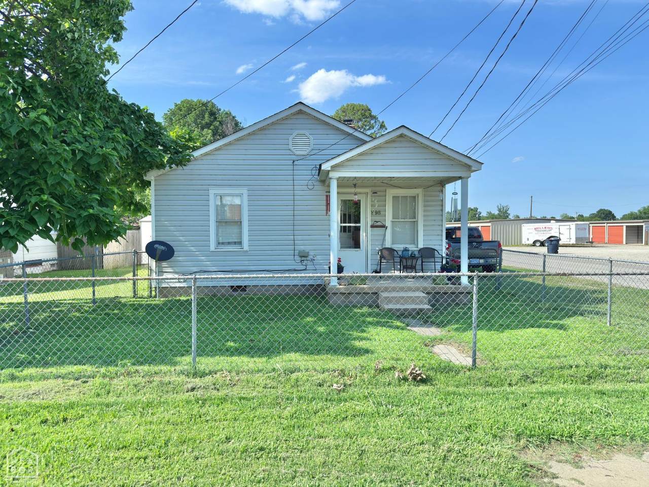https://bt-photos.global.ssl.fastly.net/jonesboro/1280_boomver_1_10130628-2.jpg
