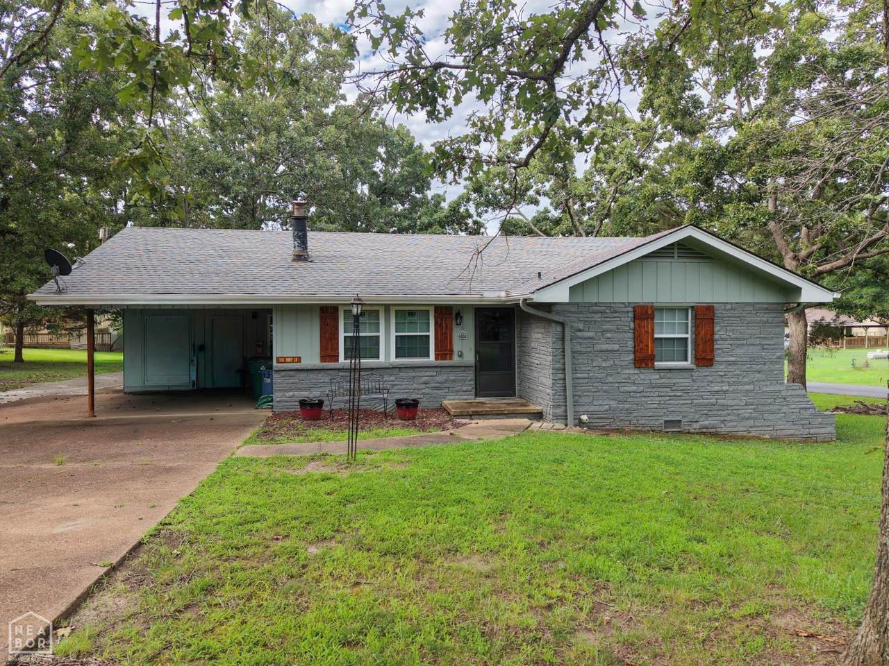 301 Ruby Lane - Photo 1