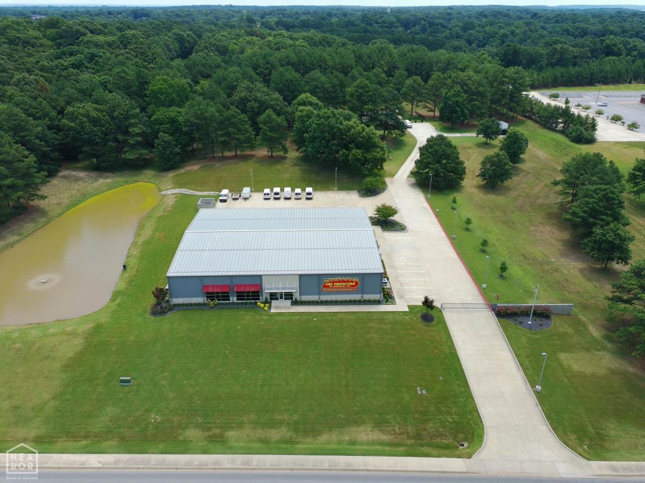 https://bt-photos.global.ssl.fastly.net/jonesboro/1280_boomver_1_10131169-2.jpg