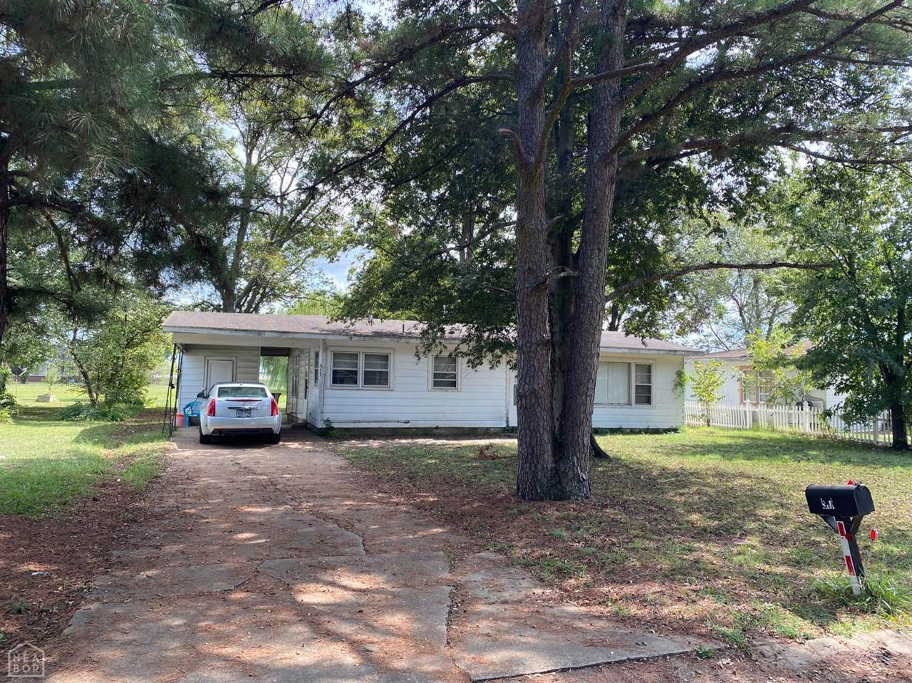 517 8th Street - Photo 1