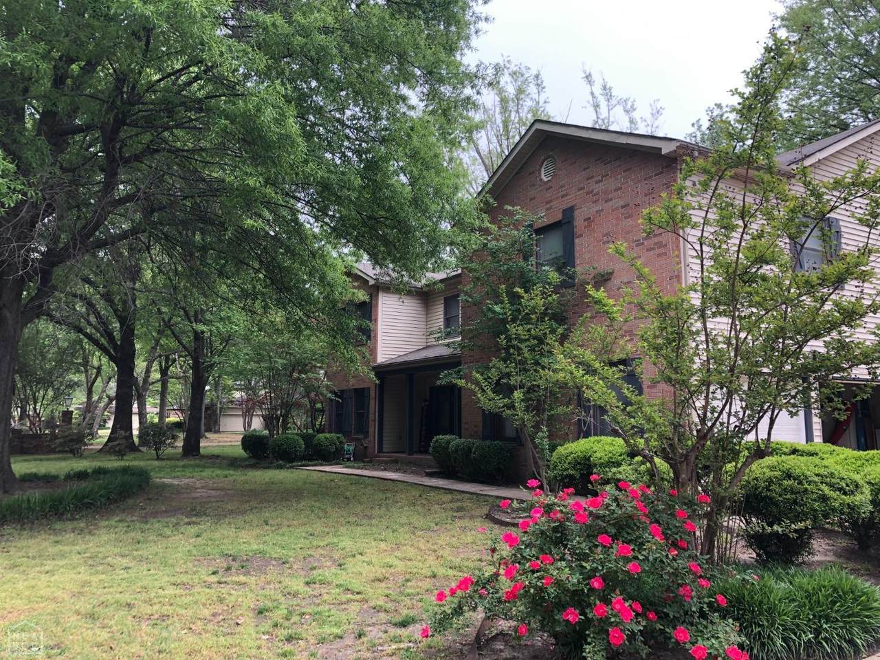 1700 Wedgewood Drive - Photo 1