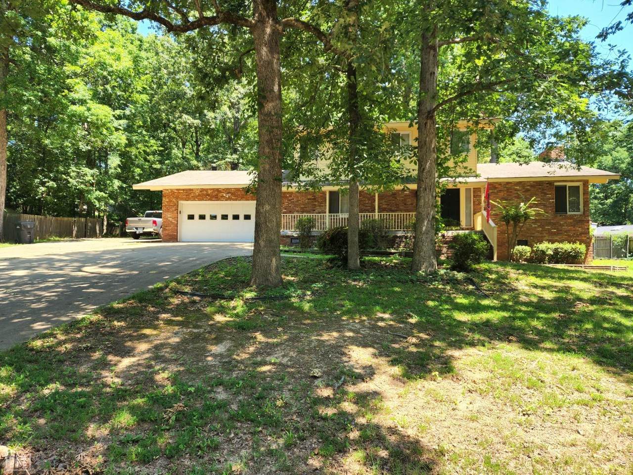 2104 White Lane - Photo 1