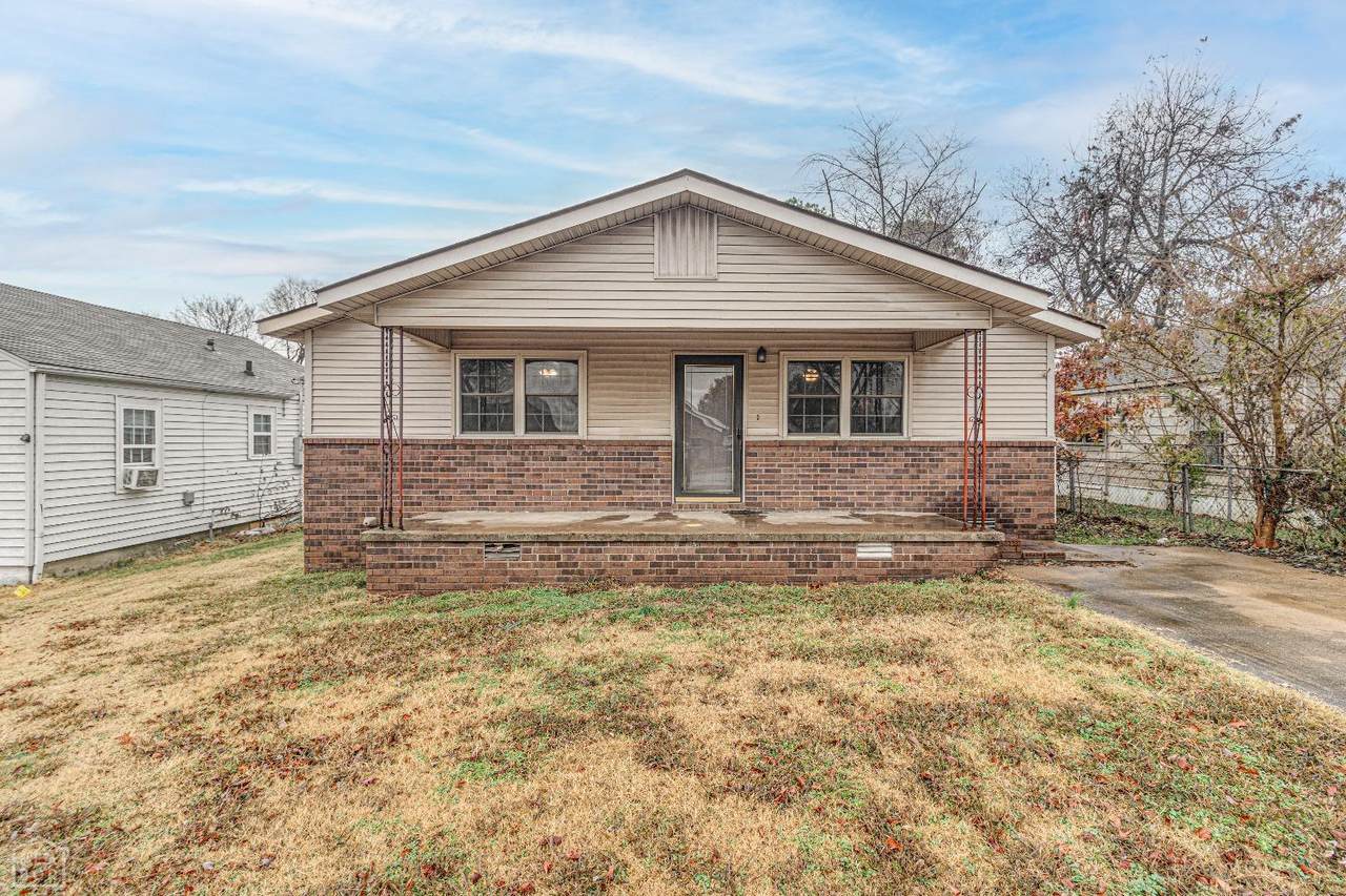 909 Wirt St - Photo 1