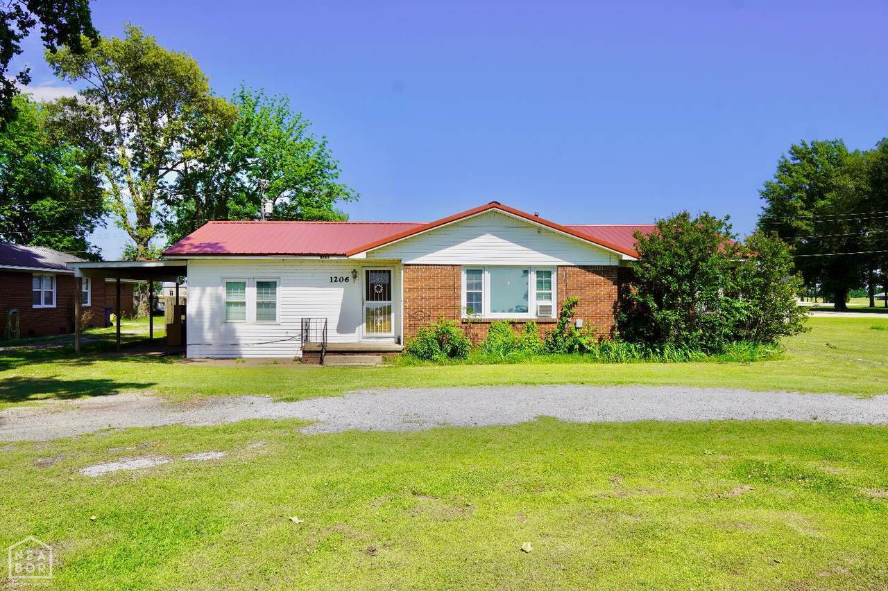 1206 Main Street - Photo 1