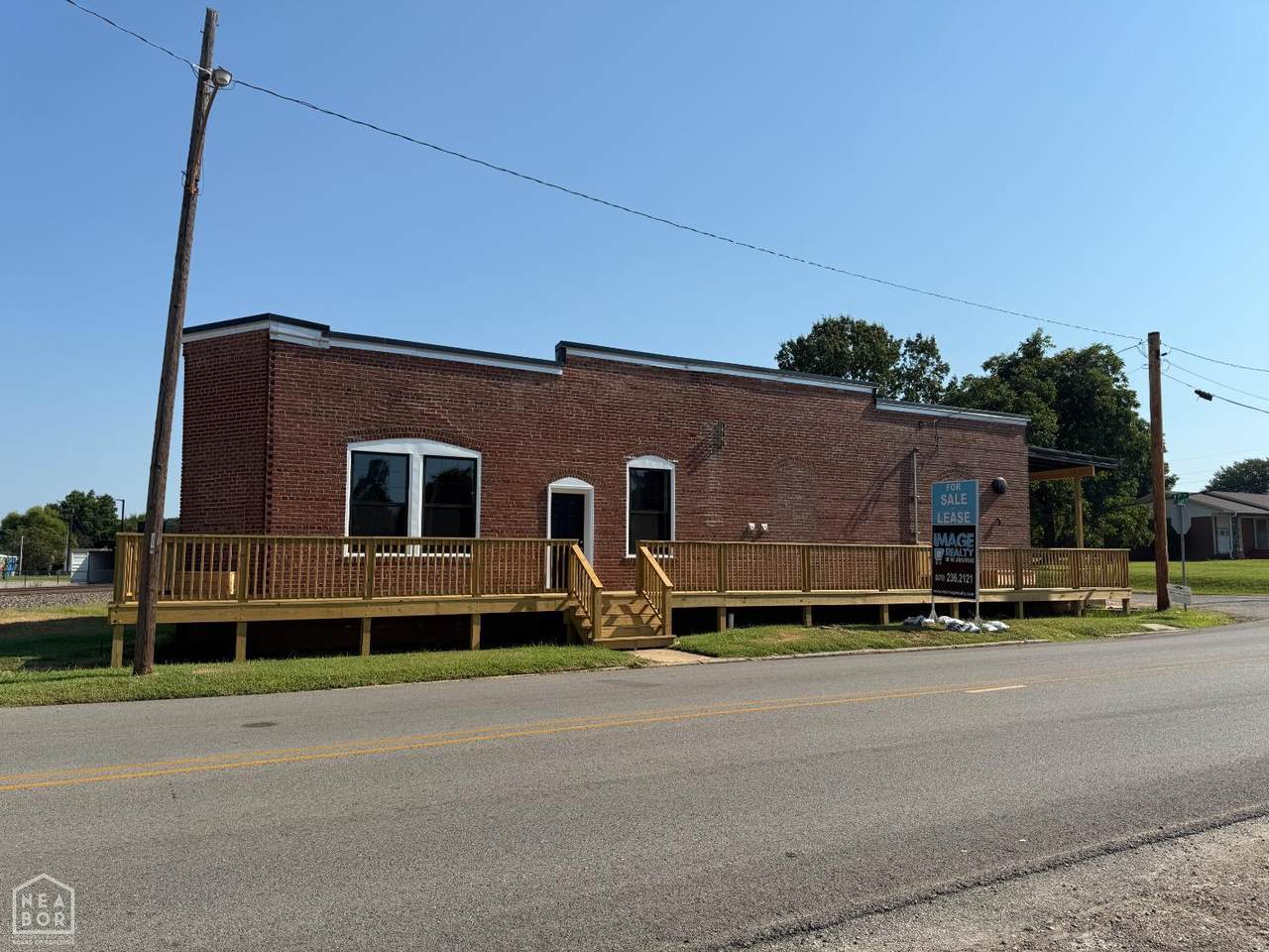 219 Court Street - Photo 1