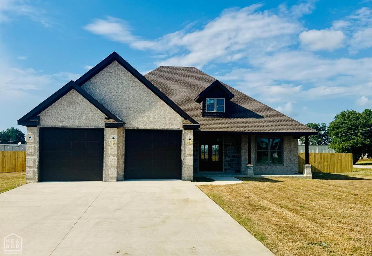 1400 Pamela Drive - Photo 1