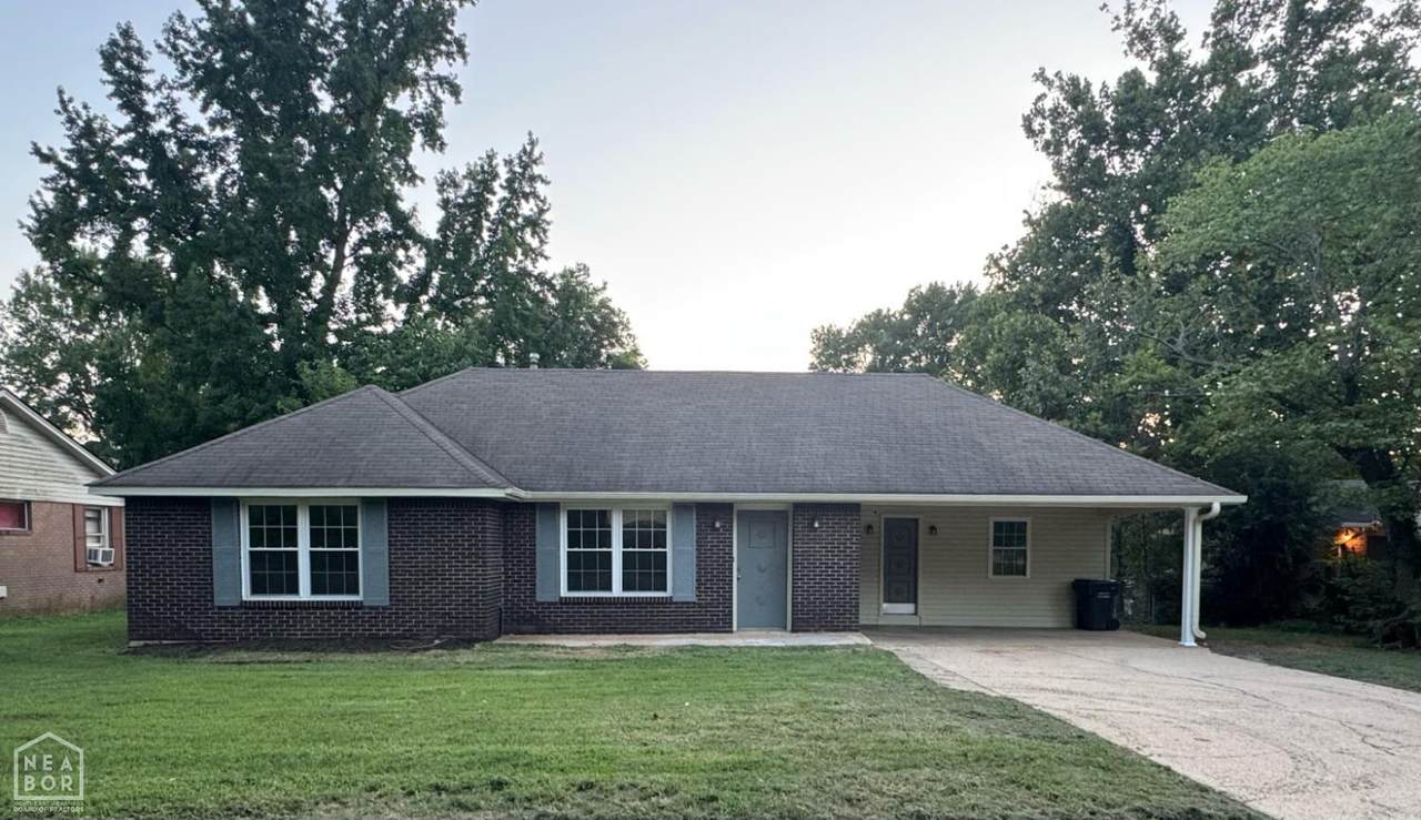 1809 Crestview Street - Photo 1
