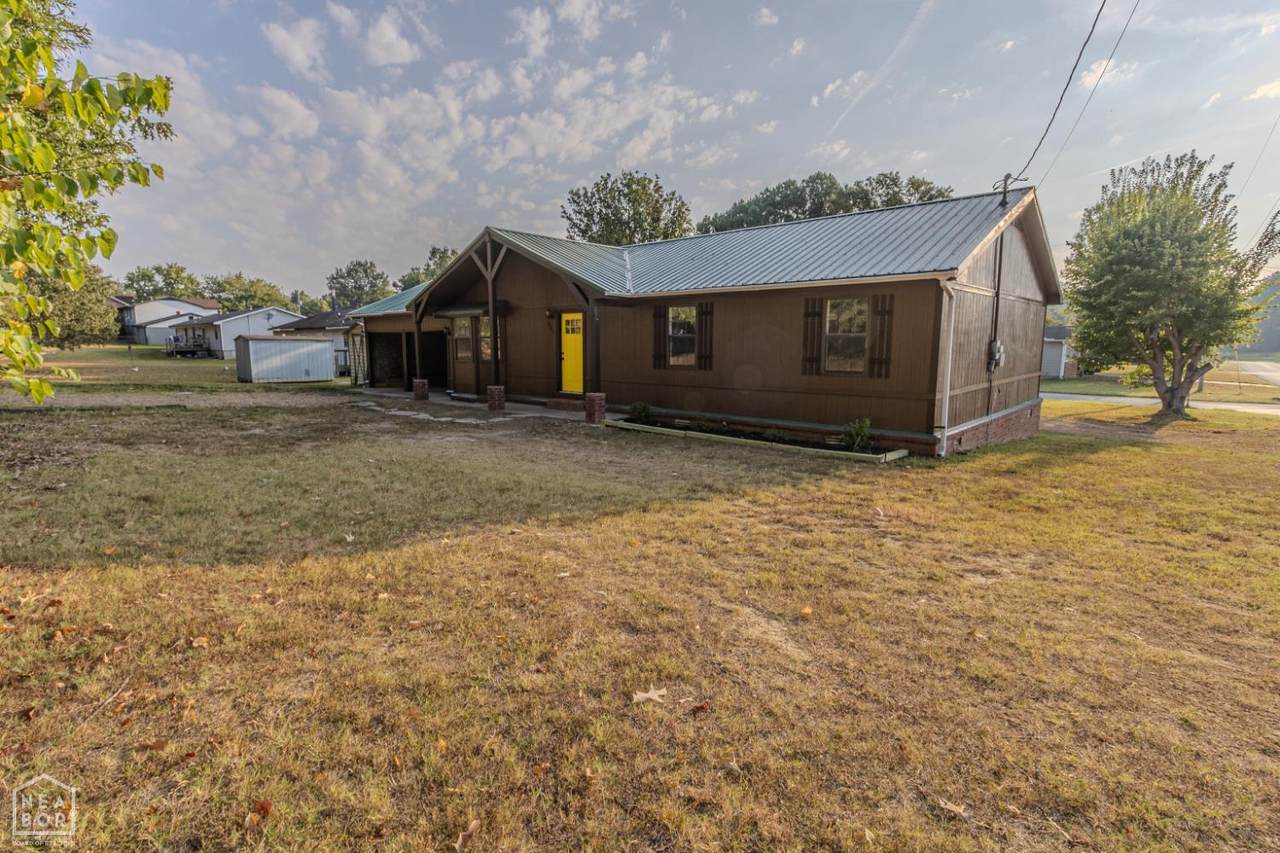 601 Center Hill Road - Photo 1