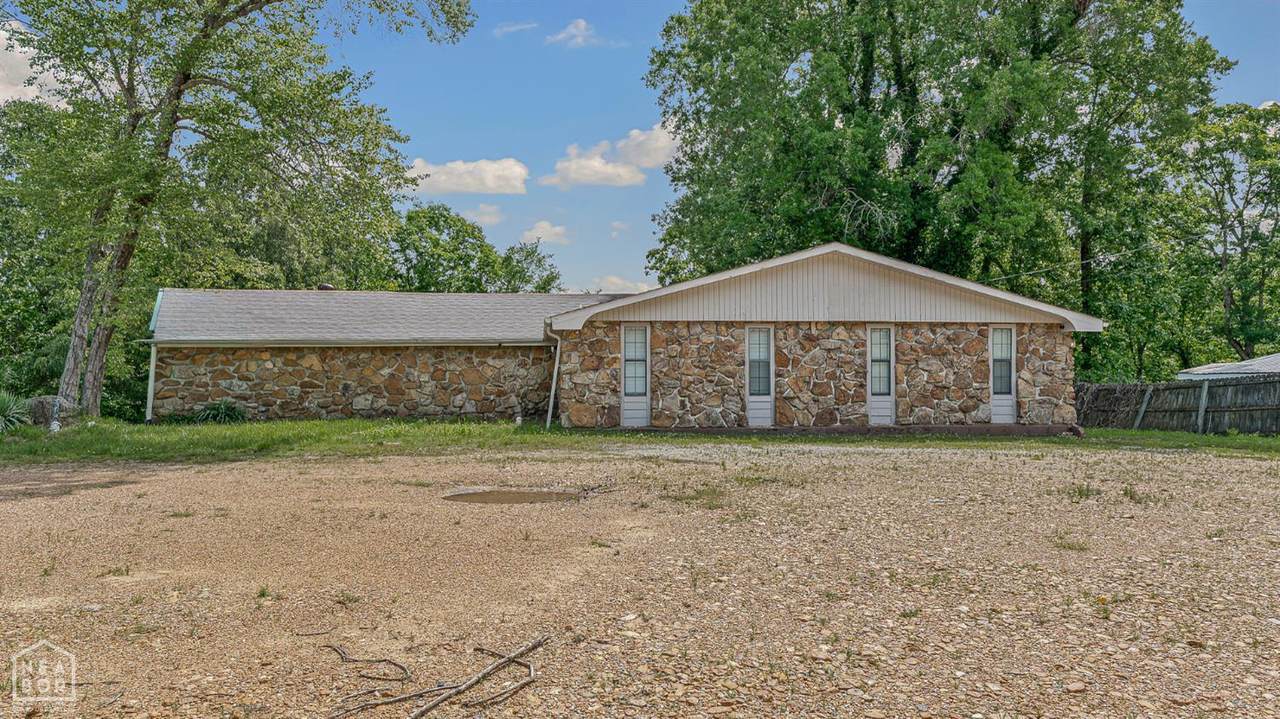 9824 Hwy 163 - Photo 1