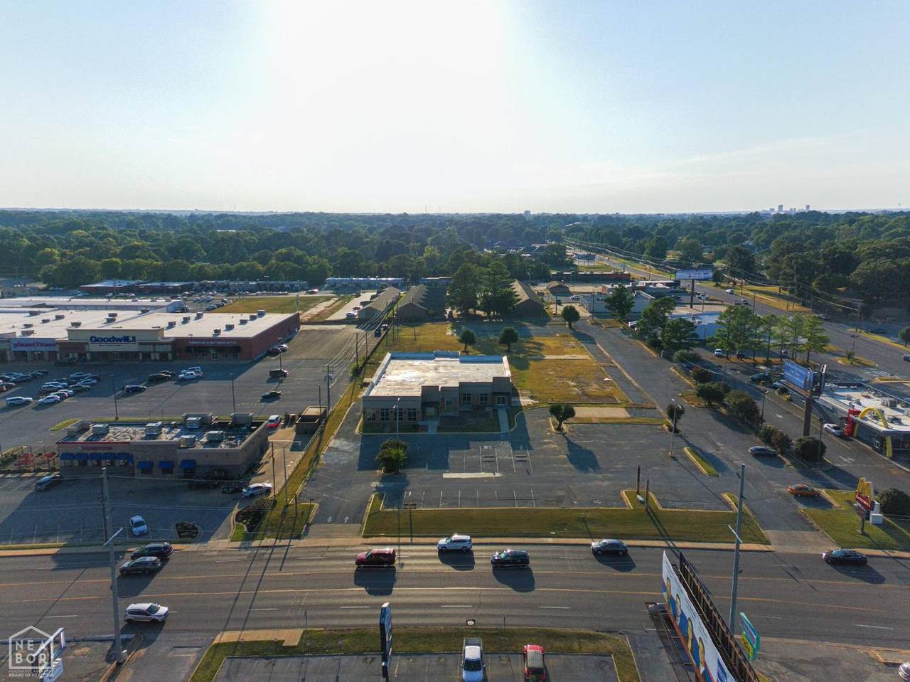 https://bt-photos.global.ssl.fastly.net/jonesboro/1280_boomver_2_10126960-2.jpg