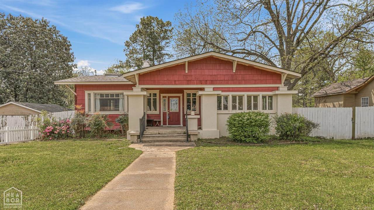 315 Cherry Avenue - Photo 1
