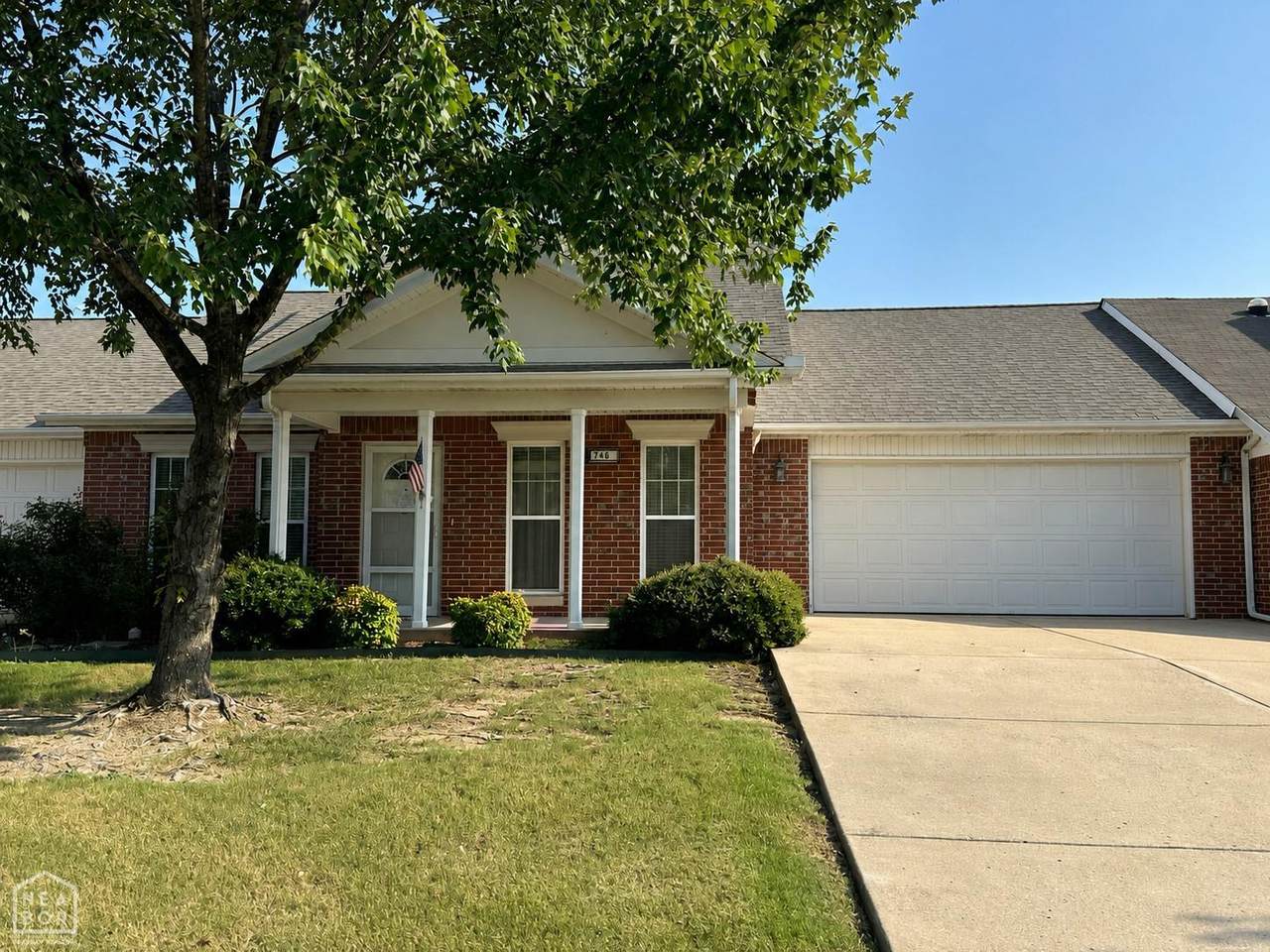 746 Embassy Parkway - Photo 1
