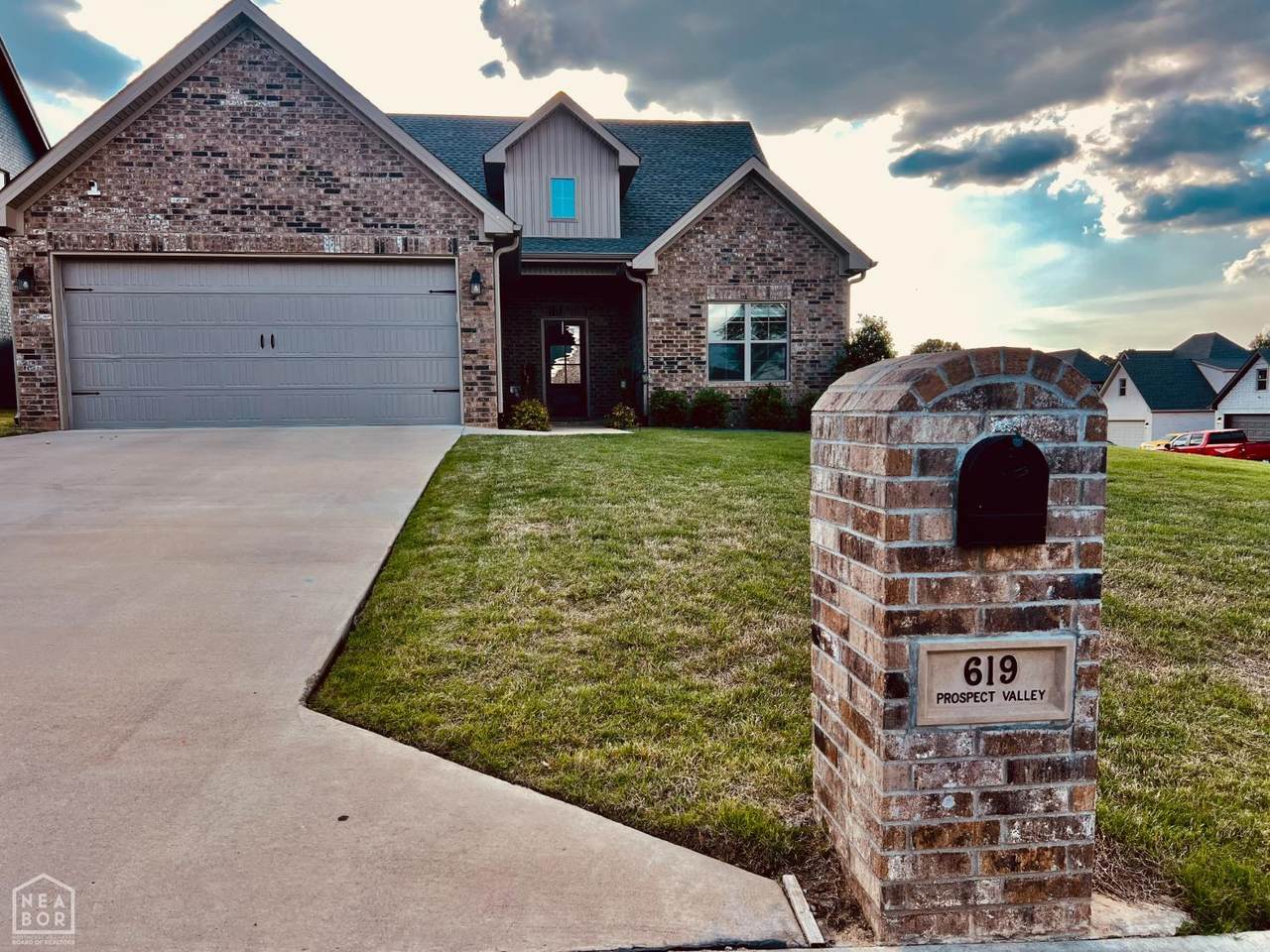 619 Prospect Valley Drive - Photo 1