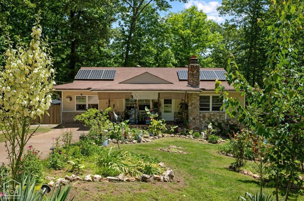 17 Iroquois Circle - Photo 1