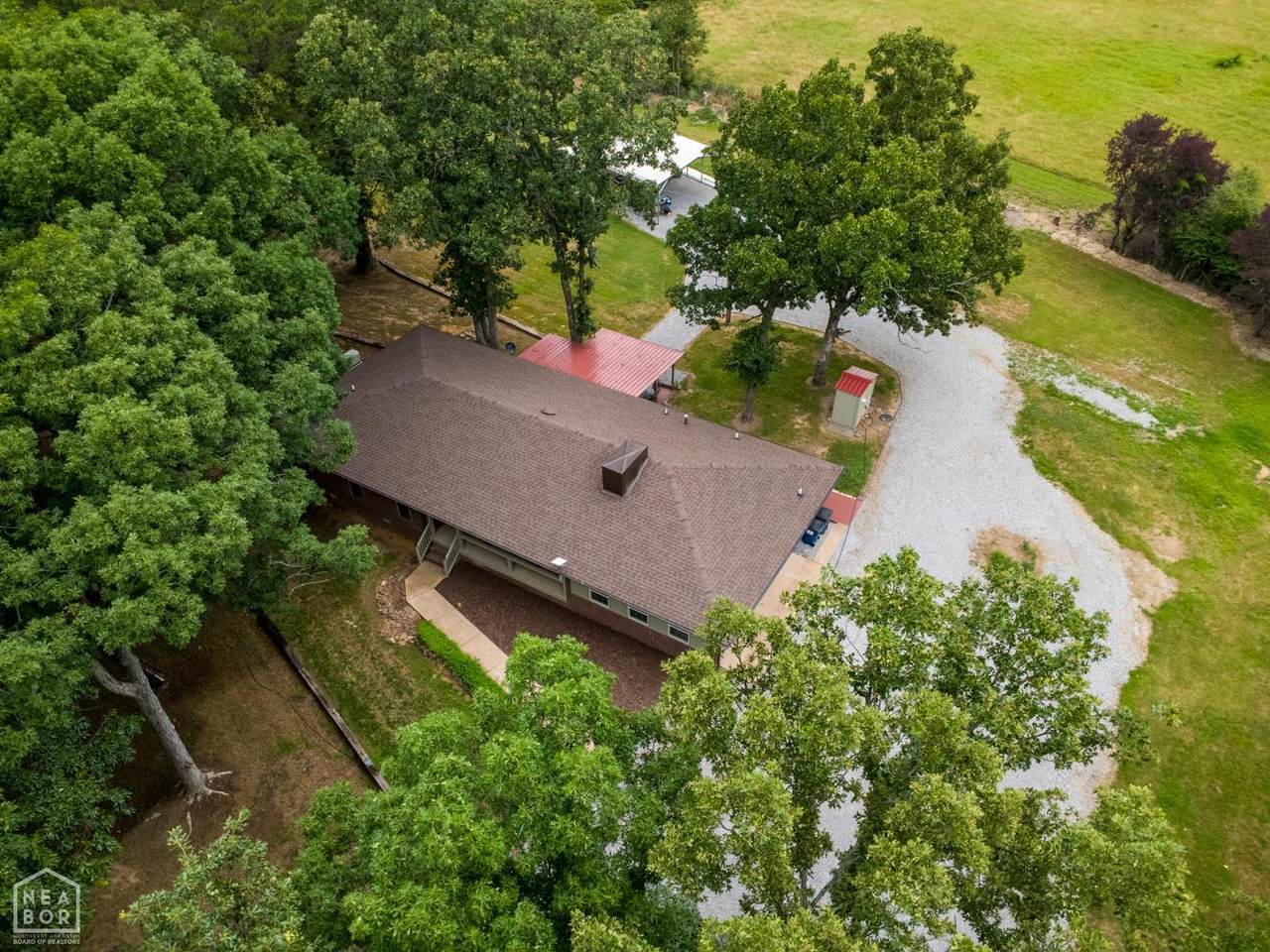 https://bt-photos.global.ssl.fastly.net/jonesboro/1280_boomver_2_10130129-2.jpg