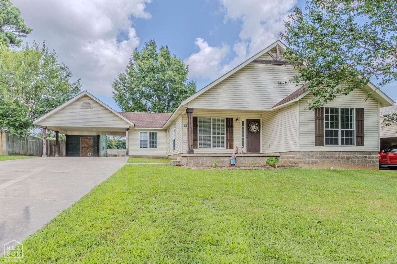 2901 5th Street - Photo 1