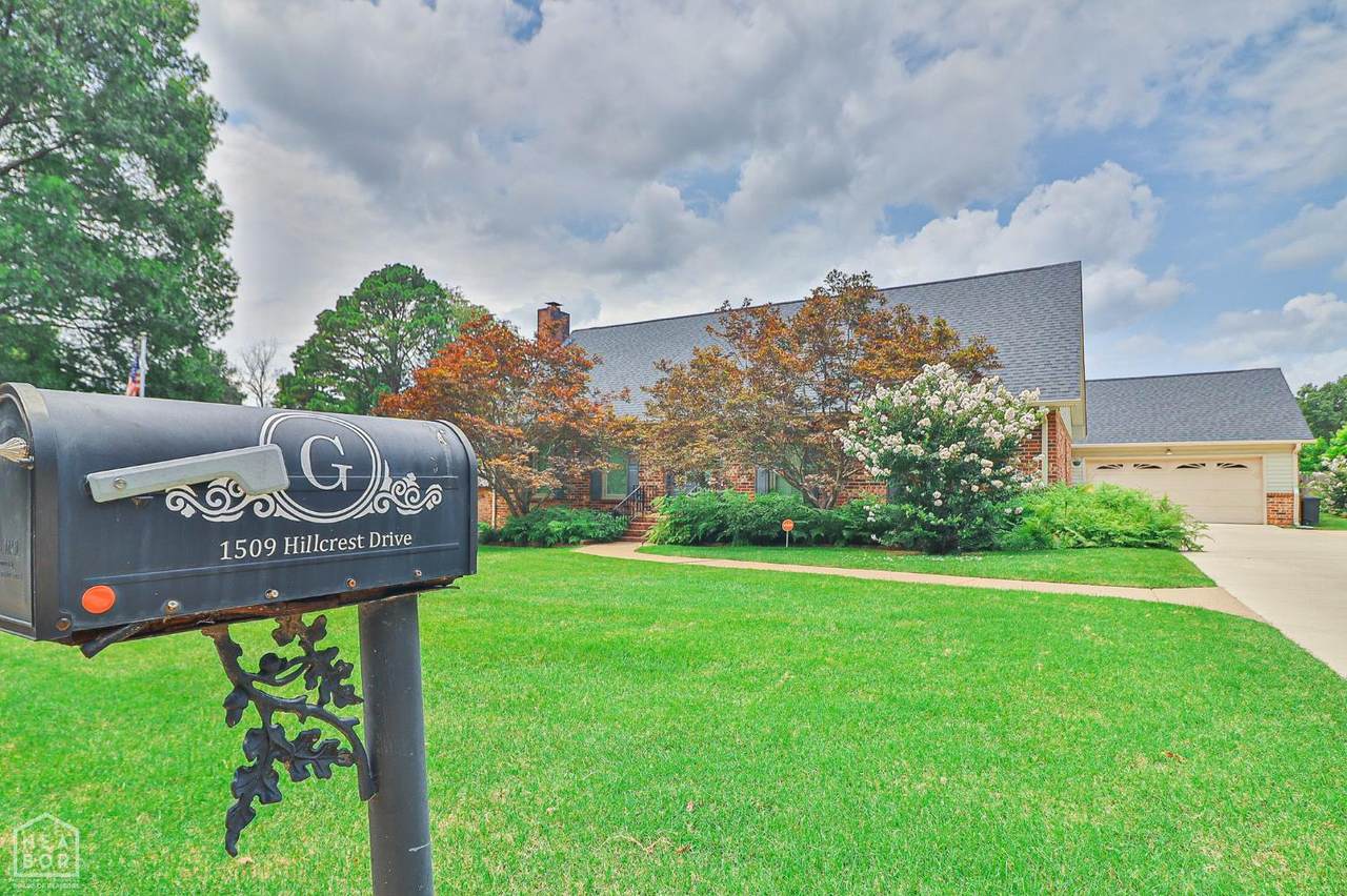 https://bt-photos.global.ssl.fastly.net/jonesboro/1280_boomver_2_10130805-2.jpg