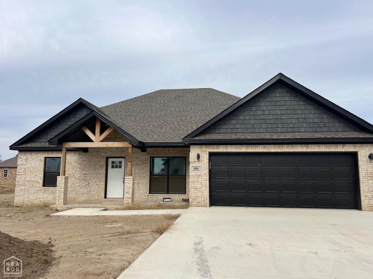 806 Brayden Lane - Photo 1