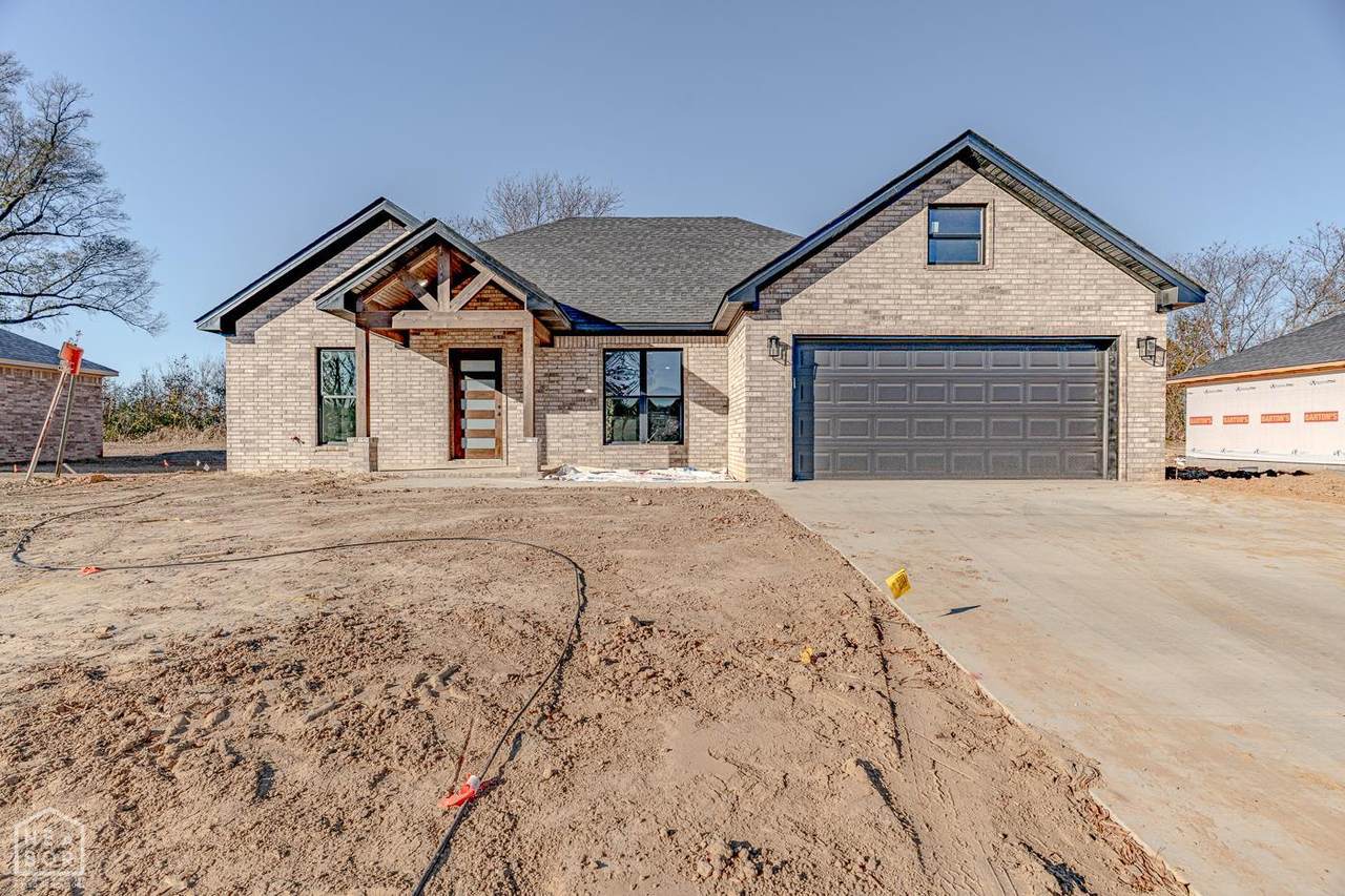 223 Woodland Trail - Photo 1