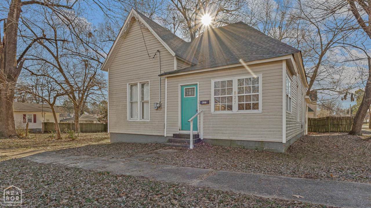 827 Monroe Avenue - Photo 1