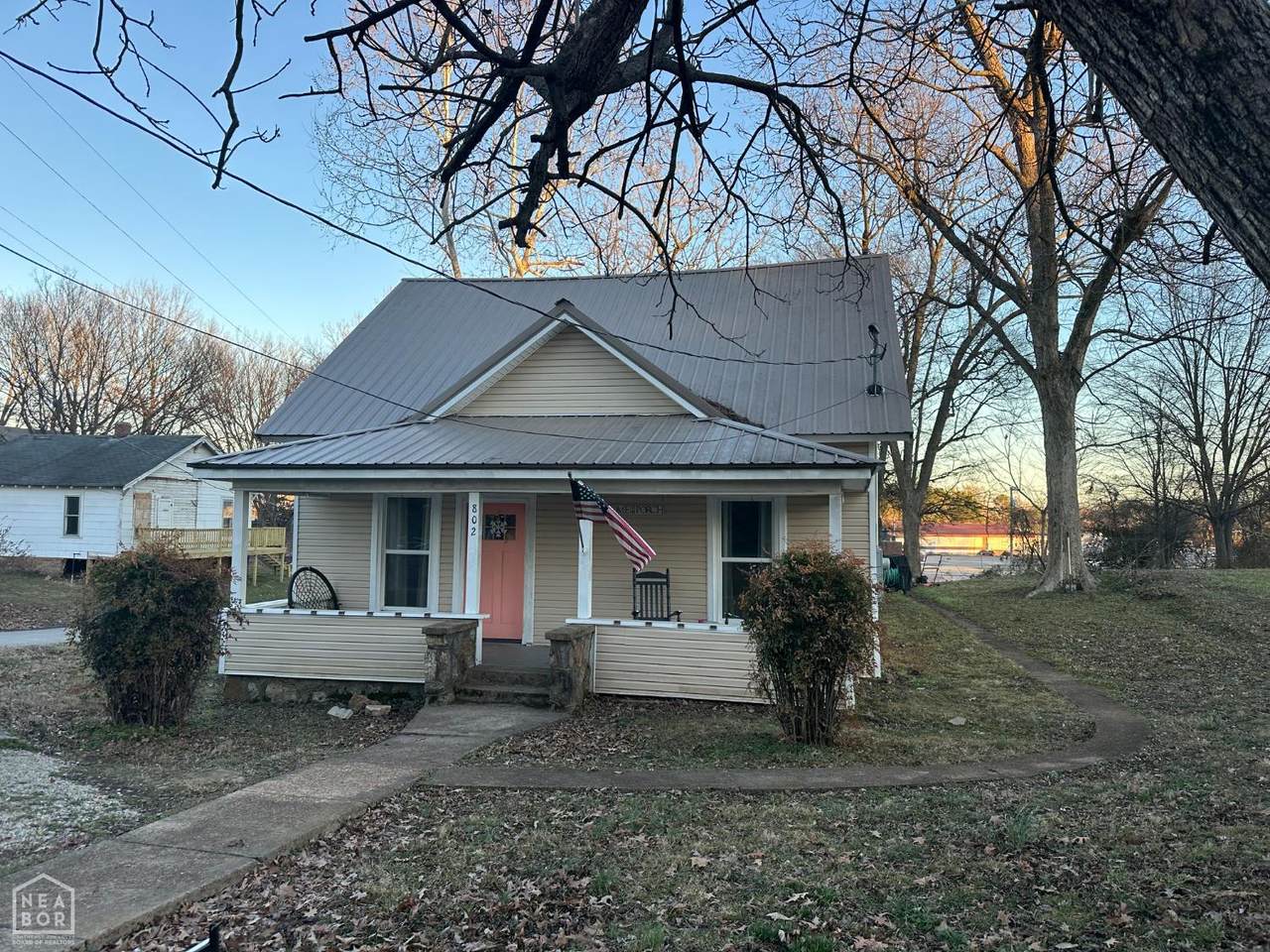 802 Cain Street - Photo 1