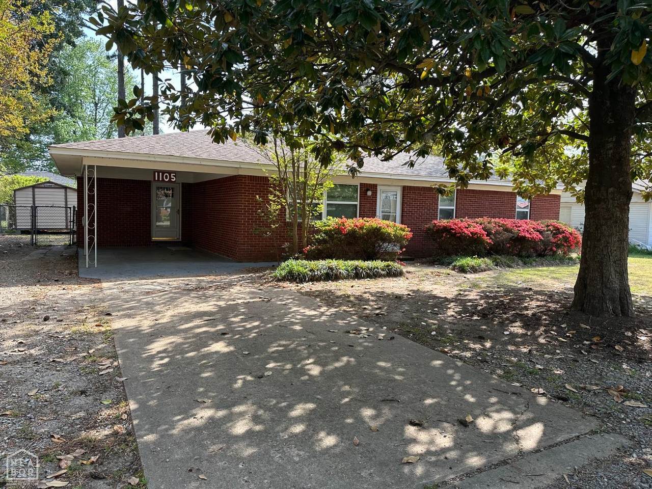 https://bt-photos.global.ssl.fastly.net/jonesboro/1280_boomver_3_10127833-2.jpg