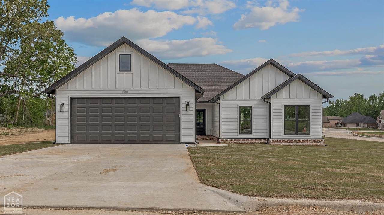 3101 Lynn Drive - Photo 1
