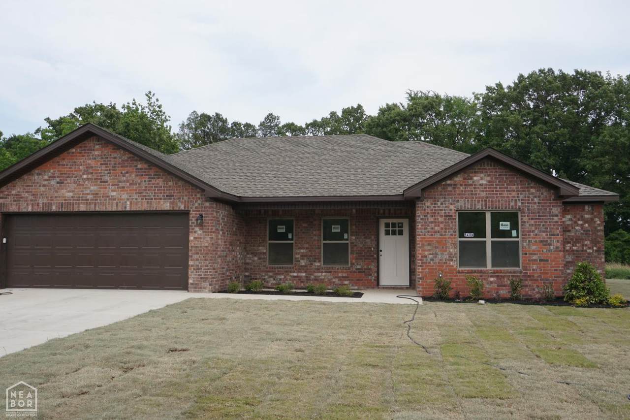 5404 Lotus St. - Photo 1