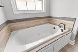 3205 Mallard Pointe Lane - Photo 15