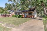 3204 Parkwood Rd - Photo 2