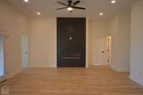 317 Hollis - Photo 4