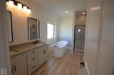 317 Hollis - Photo 8