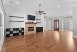 3205 Mallard Pointe Lane - Photo 8