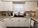 1136 Walnut Street - Photo 5