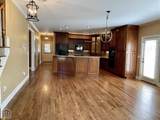 4405 Peachtree Avenue - Photo 18