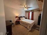 913 Hillview - Photo 17