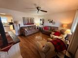 913 Hillview - Photo 6