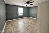 823 Burke Ave - Photo 13