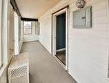 823 Burke Ave - Photo 16