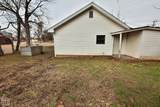 823 Burke Ave - Photo 18