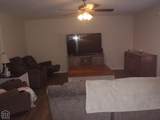 900 Avenue - Photo 8