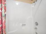 2005 Catharine - Photo 36