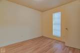 405 Melrose Street - Photo 19
