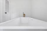 712 Alma Street - Photo 15