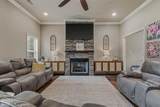 913 Benton Street - Photo 6