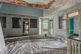 325 Main Street - Photo 13