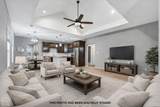 304 Olympia Avenue - Photo 4